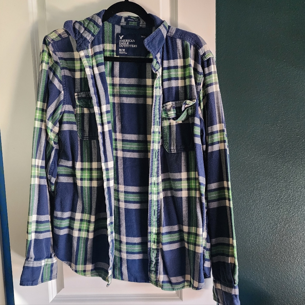 American Eagle green/blue plaid button up